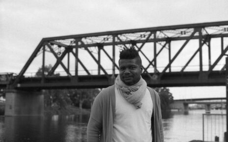 Guido Melo estudando na Victoria University