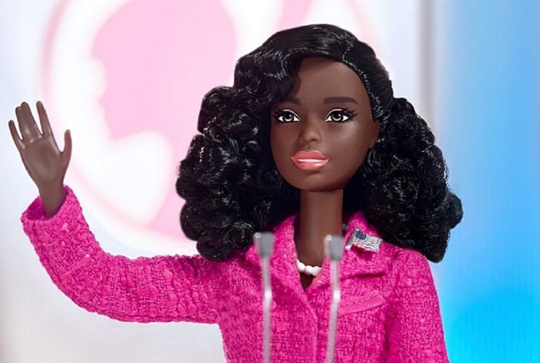 Campanha incentiva maior quantidade de bonecas negras nas lojas